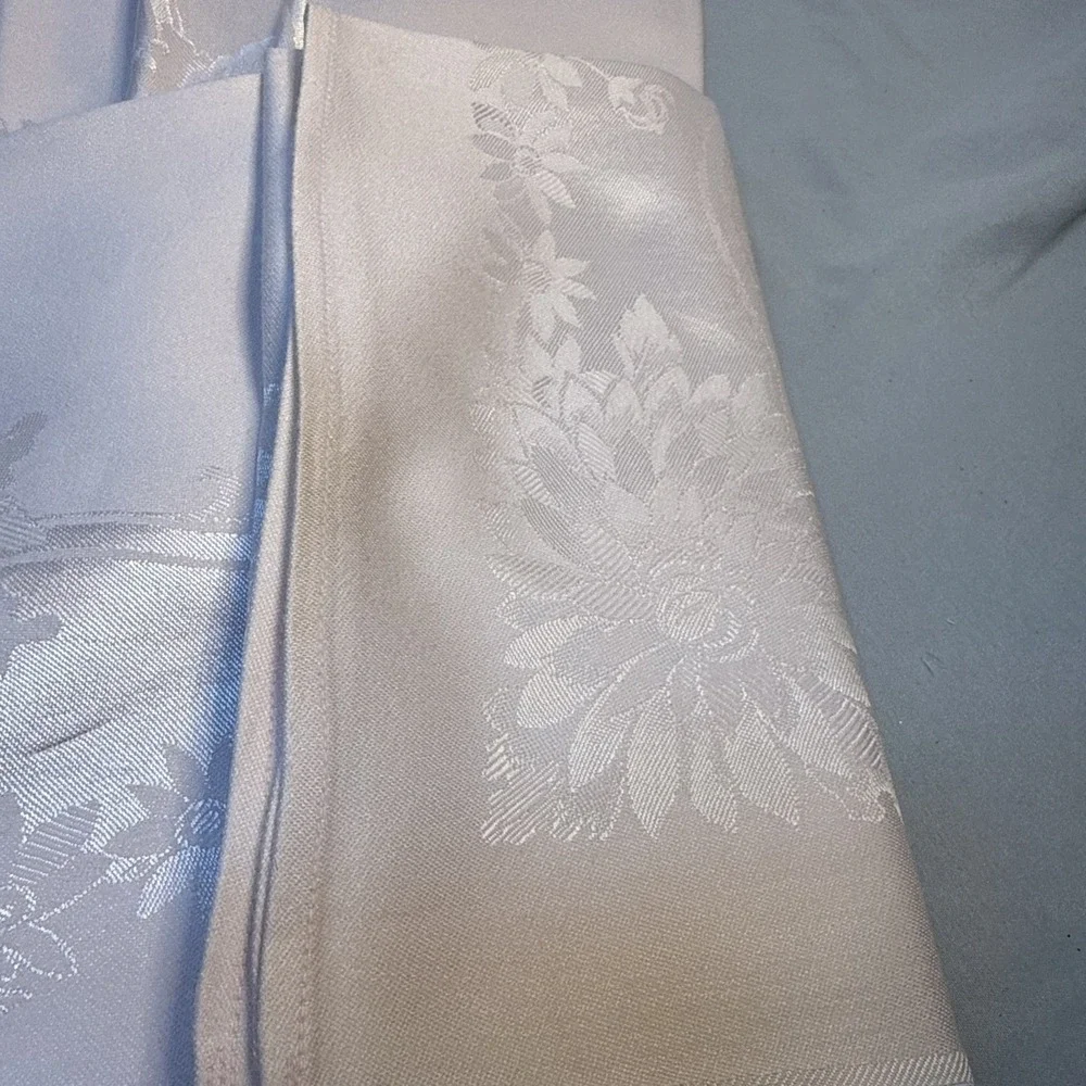 Vintage Pale Pink Damask Dinner Napkins Set of 8 Woven Floral Jacquard 1950s MCM